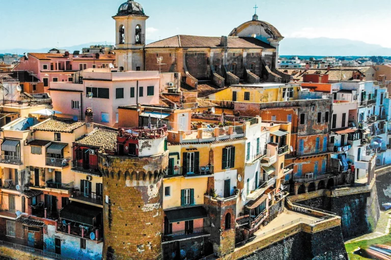 Le Tre Caravelle Nettuno - Borgo Medioevale di Nettuno